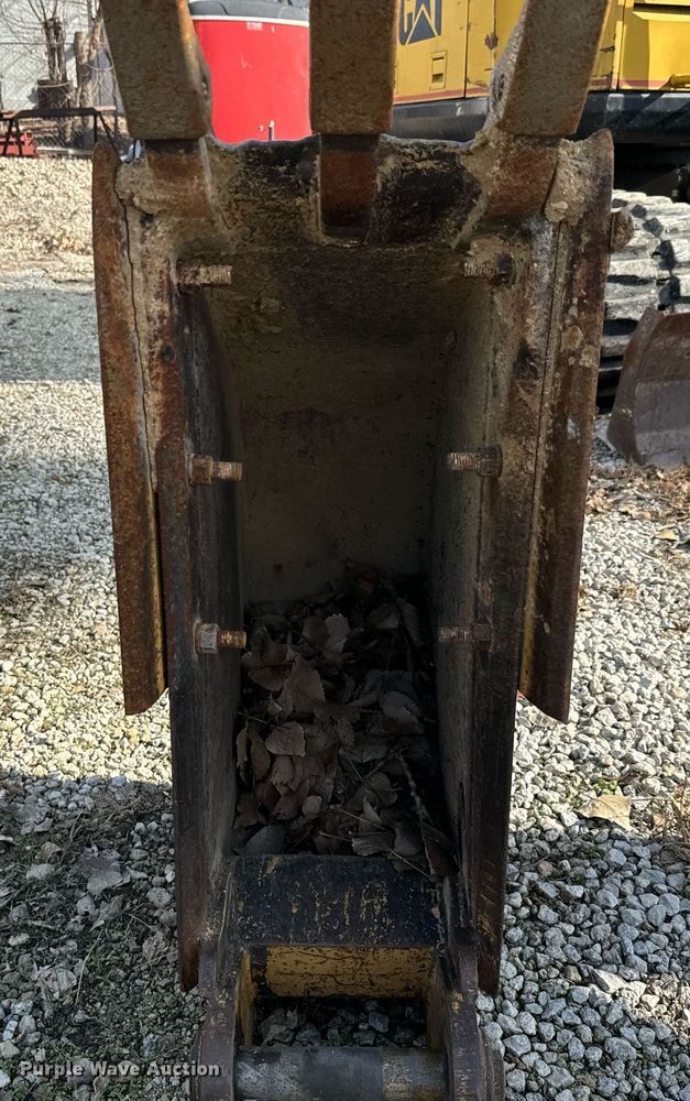 image for item NN9489 1994 Caterpillar  307SSR mini excavator