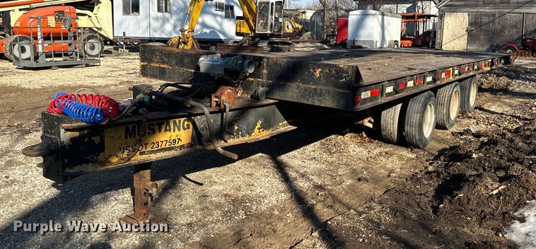 image for item NN9492 1995 Mustang tilt deck equipment trailer
