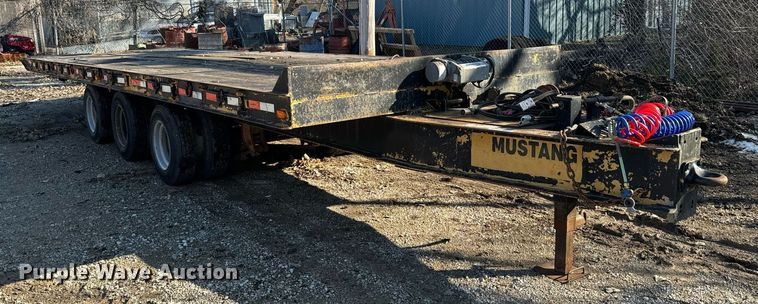 image for item NN9492 1995 Mustang tilt deck equipment trailer