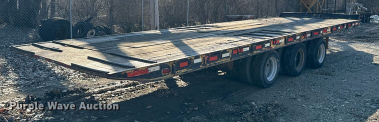 image for item NN9492 1995 Mustang tilt deck equipment trailer