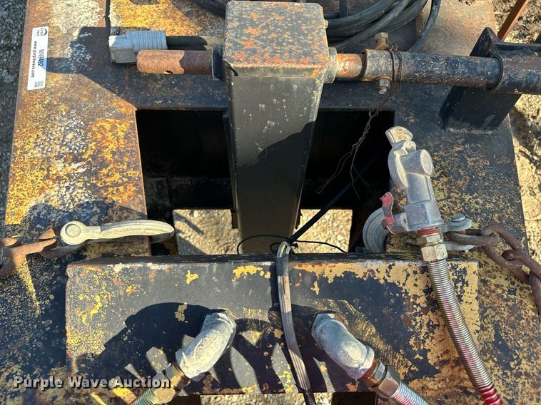 image for item NN9492 1995 Mustang tilt deck equipment trailer