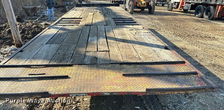 image for item NN9492 1995 Mustang tilt deck equipment trailer