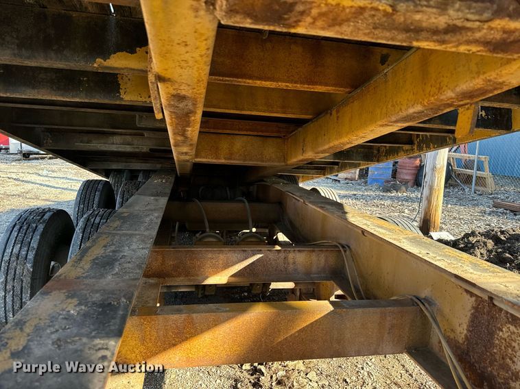 image for item NN9492 1995 Mustang tilt deck equipment trailer