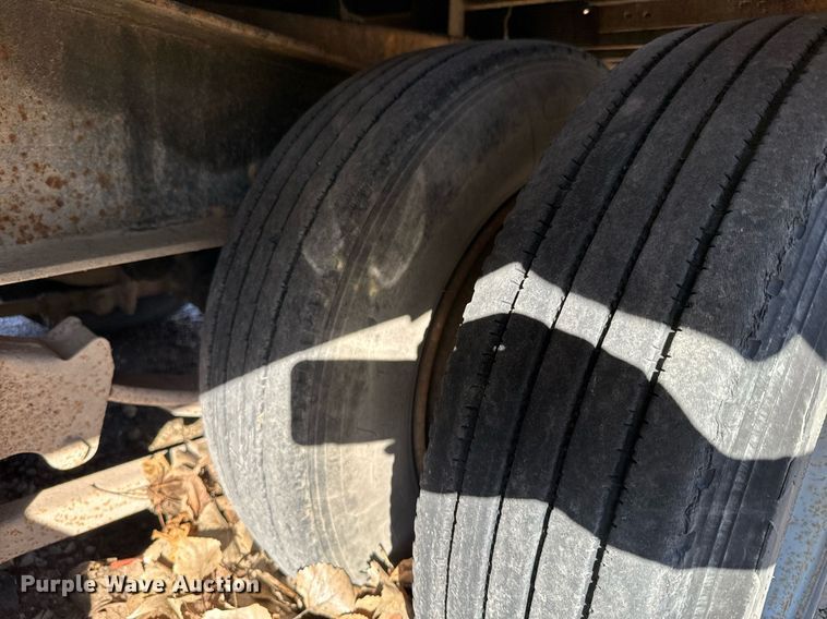 image for item NN9492 1995 Mustang tilt deck equipment trailer