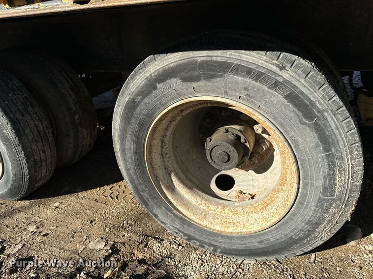 image for item NN9492 1995 Mustang tilt deck equipment trailer