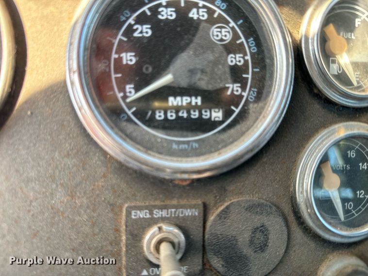 image for item NN9493 1993 Ford L9000 dump flatbed truck