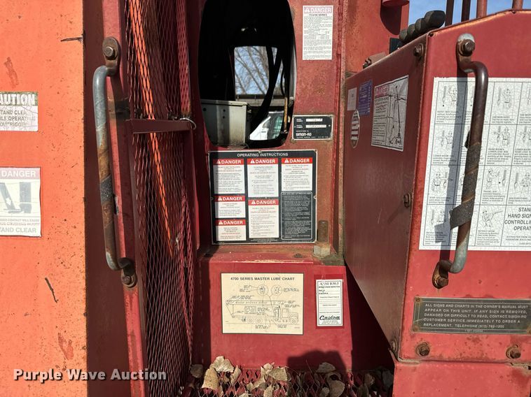 image for item NN9494 1996 International  crane truck