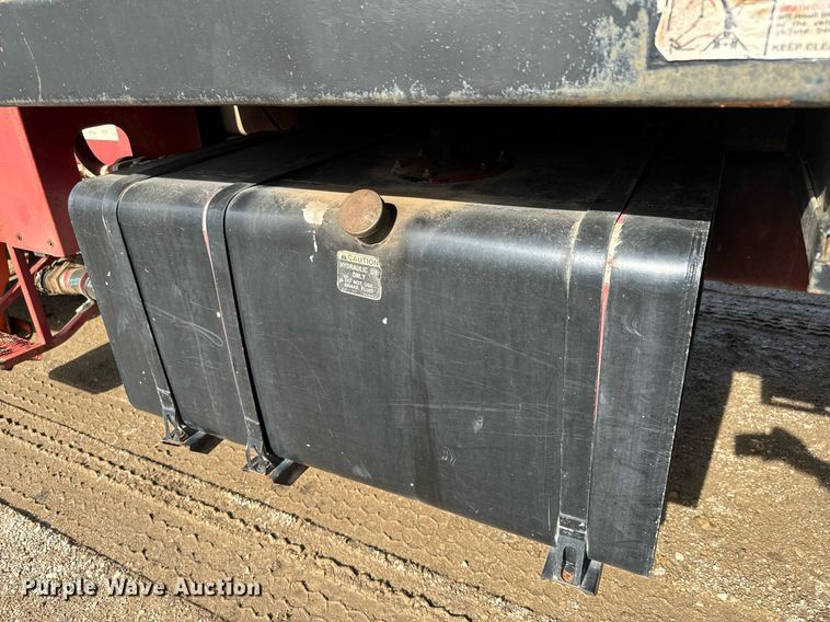 image for item NN9494 1996 International  crane truck