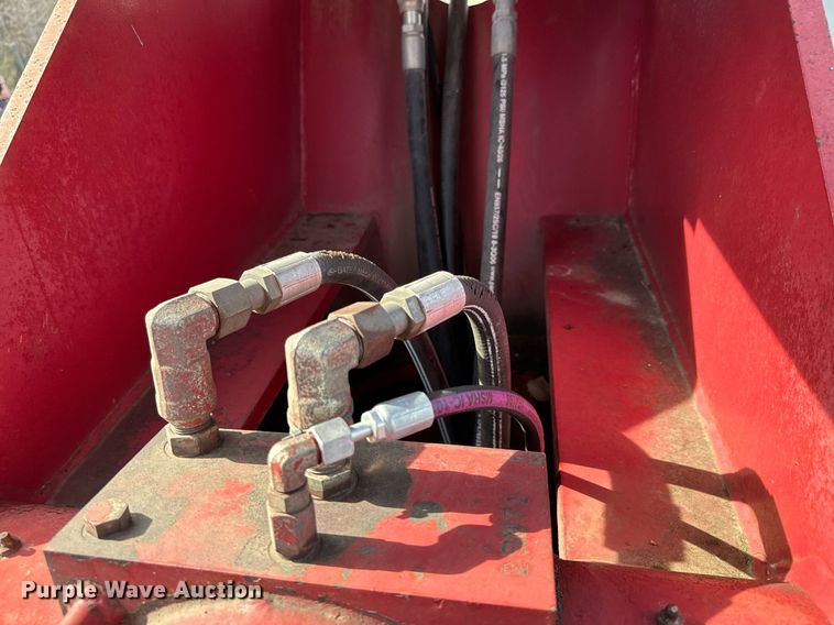 image for item NN9494 1996 International  crane truck