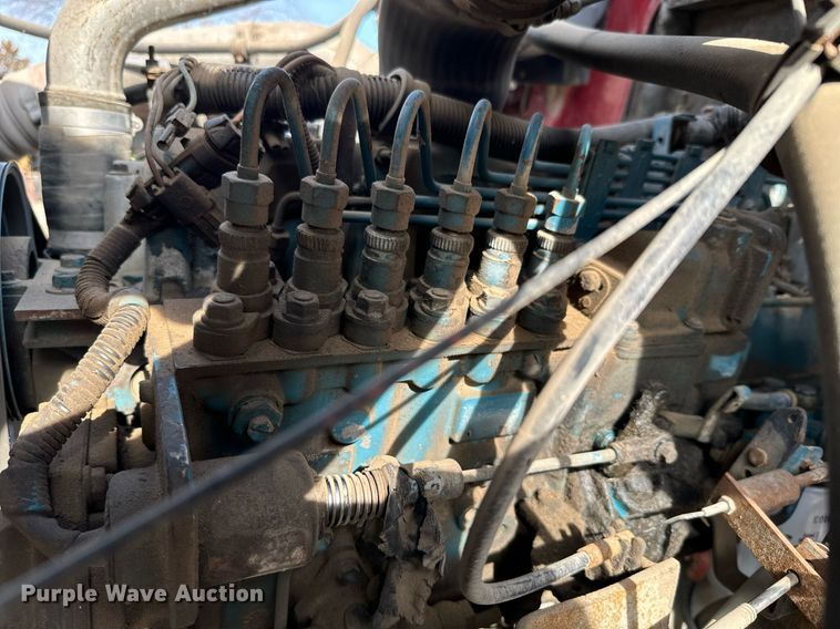 image for item NN9494 1996 International  crane truck