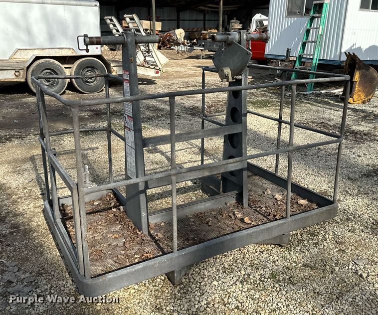 image for item NN9494 1996 International  crane truck