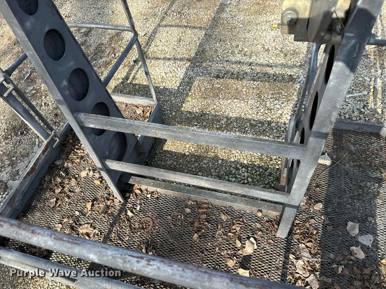 image for item NN9494 1996 International  crane truck