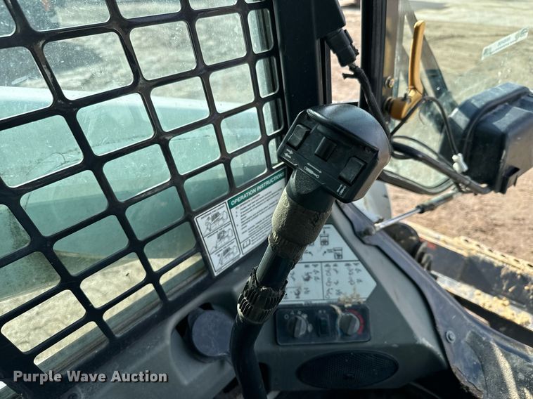 image for item NN9496 2012 Bobcat T750 tracked skid steer loader