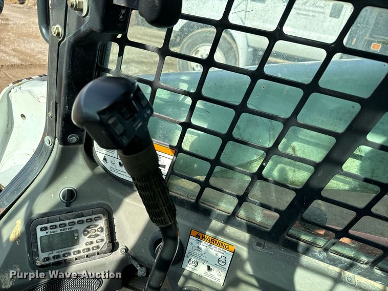 image for item NN9496 2012 Bobcat T750 tracked skid steer loader