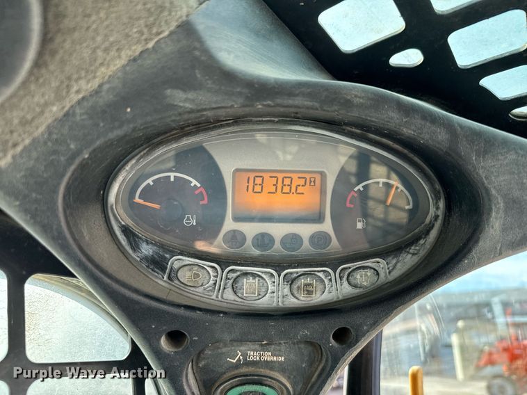 image for item NN9496 2012 Bobcat T750 tracked skid steer loader