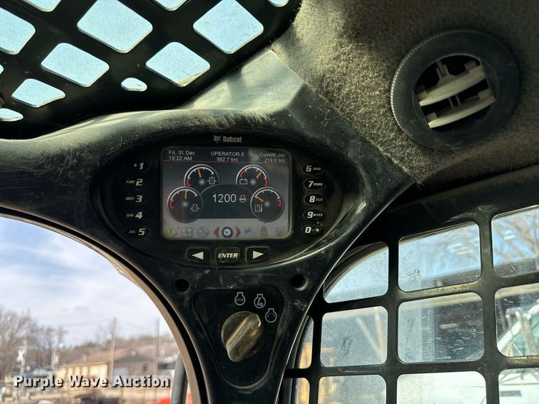 image for item NN9496 2012 Bobcat T750 tracked skid steer loader