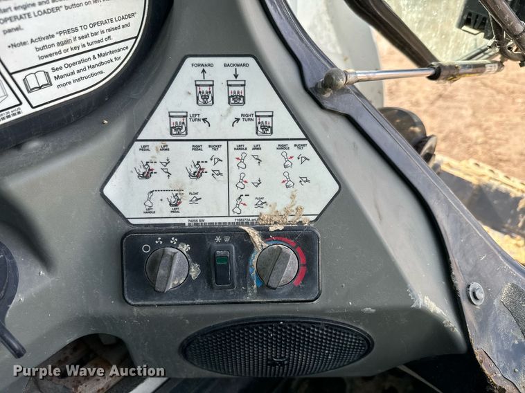 image for item NN9496 2012 Bobcat T750 tracked skid steer loader