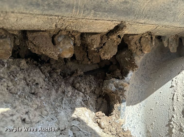 image for item NN9496 2012 Bobcat T750 tracked skid steer loader