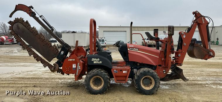 image for item NN9501 2004 Ditch Witch RT55 trencher