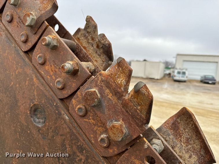 image for item NN9501 2004 Ditch Witch RT55 trencher