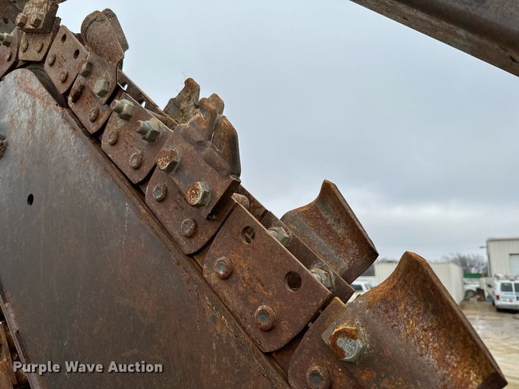 image for item NN9501 2004 Ditch Witch RT55 trencher
