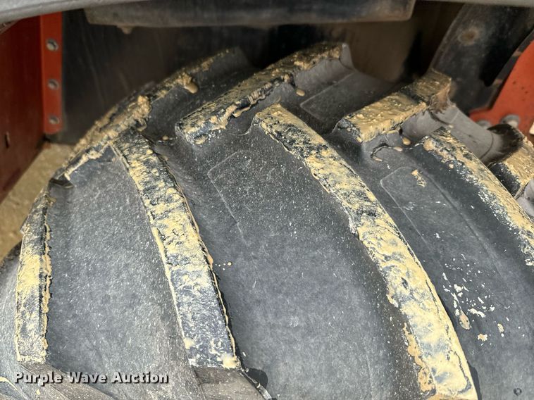 image for item NN9501 2004 Ditch Witch RT55 trencher