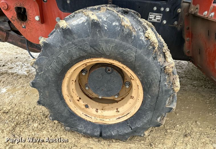 image for item NN9501 2004 Ditch Witch RT55 trencher