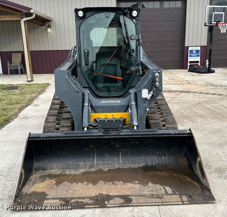 image for item NU9302 2021 John Deere 325G tracked skid steer loader