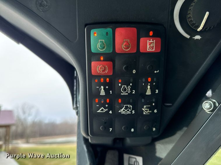 image for item NU9302 2021 John Deere 325G tracked skid steer loader