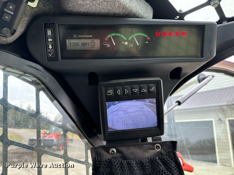 image for item NU9302 2021 John Deere 325G tracked skid steer loader