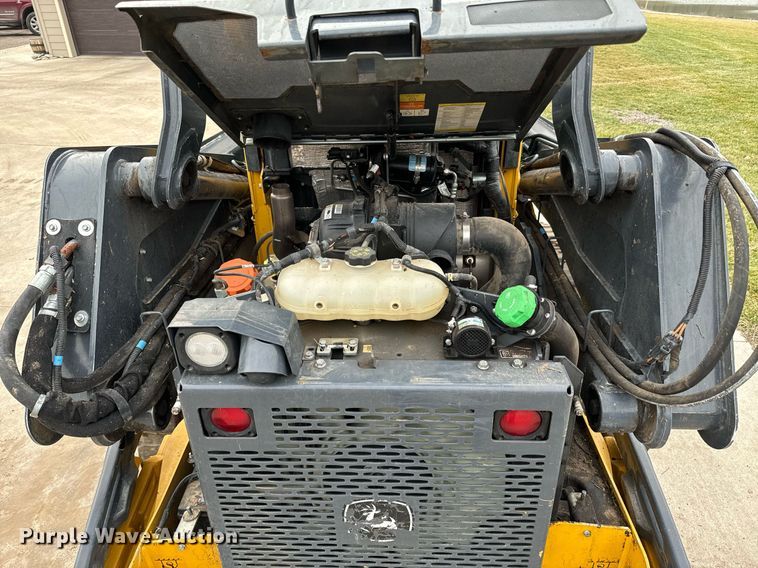 image for item NU9302 2021 John Deere 325G tracked skid steer loader
