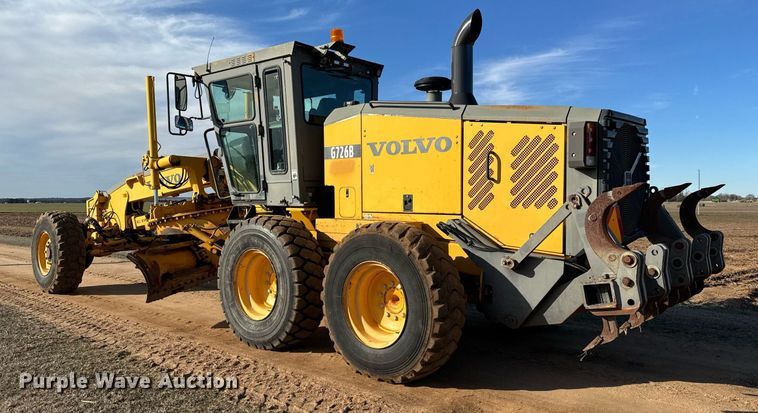 image for item NU9332 2004 Volvo  G726B motor grader