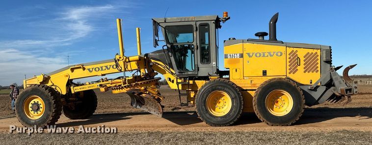 image for item NU9332 2004 Volvo  G726B motor grader