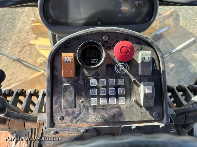 image for item NU9332 2004 Volvo  G726B motor grader