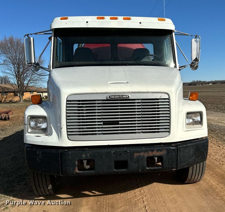 image for item NU9333 2002 Freightliner FL70 vacuum truck