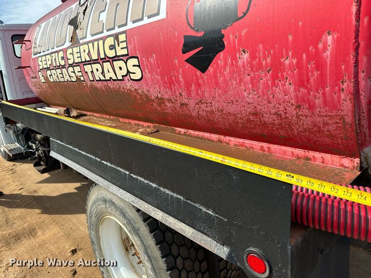 image for item NU9333 2002 Freightliner FL70 vacuum truck