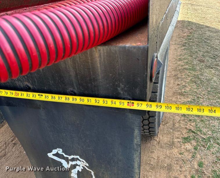 image for item NU9333 2002 Freightliner FL70 vacuum truck