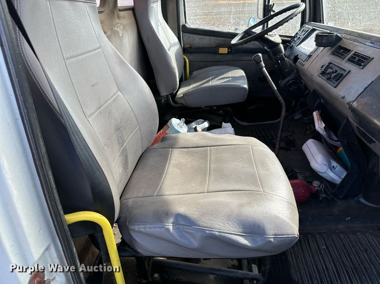 image for item NU9333 2002 Freightliner FL70 vacuum truck