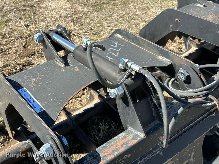 image for item NU9345 Brute skid steer grapple bucket