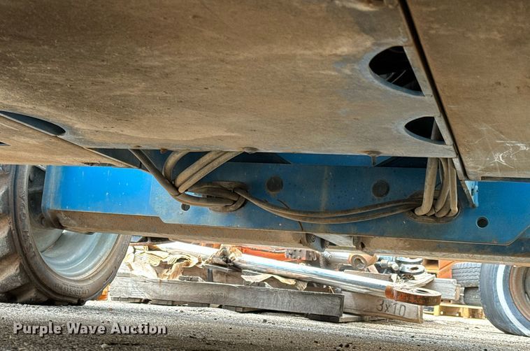 image for item NU9408 2004 Genie GS-4390 scissor lift