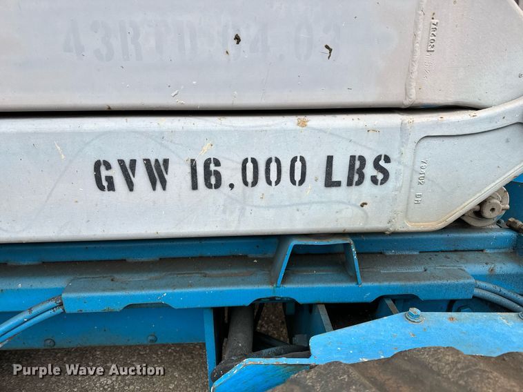 image for item NU9408 2004 Genie GS-4390 scissor lift