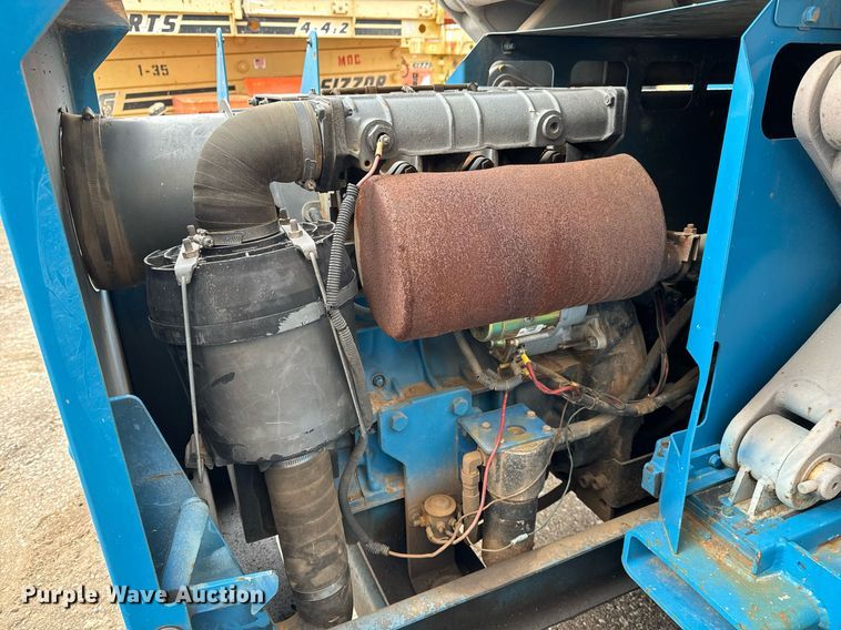 image for item NU9408 2004 Genie GS-4390 scissor lift