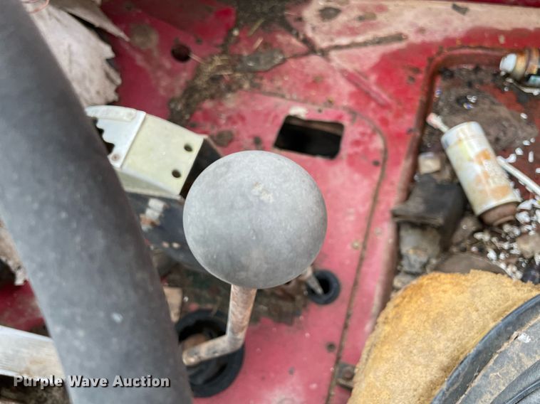 image for item NZ9004 1970 Diamond Reo ready mix truck