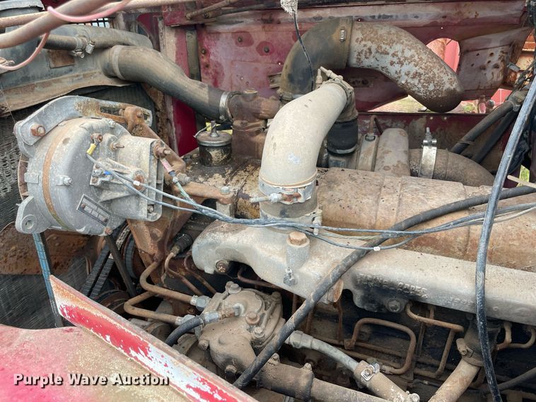 image for item NZ9004 1970 Diamond Reo ready mix truck