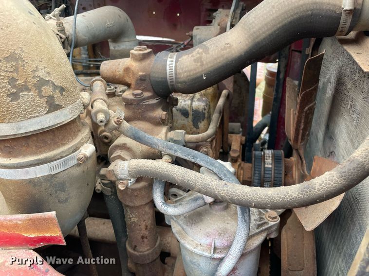 image for item NZ9004 1970 Diamond Reo ready mix truck