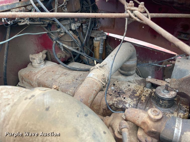 image for item NZ9004 1970 Diamond Reo ready mix truck