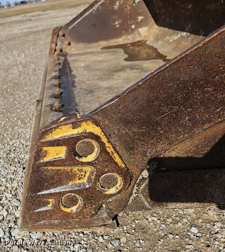 image for item NZ9152 2019 Takeuchi TL8 tracked skid steer loader