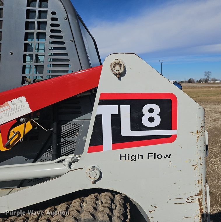 image for item NZ9152 2019 Takeuchi TL8 tracked skid steer loader