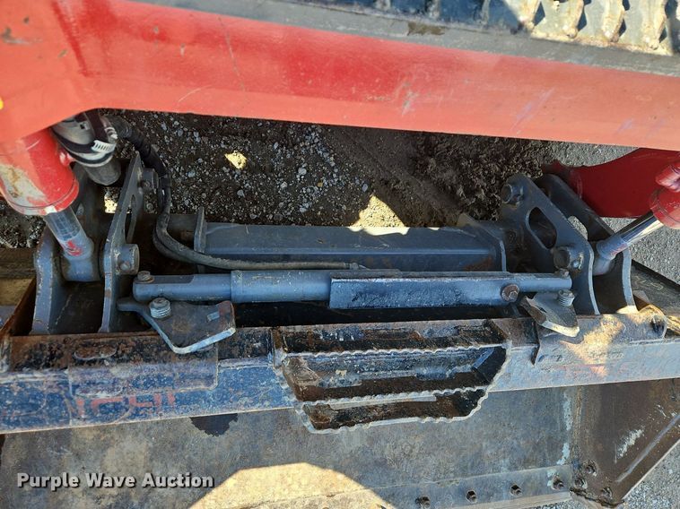 image for item NZ9152 2019 Takeuchi TL8 tracked skid steer loader