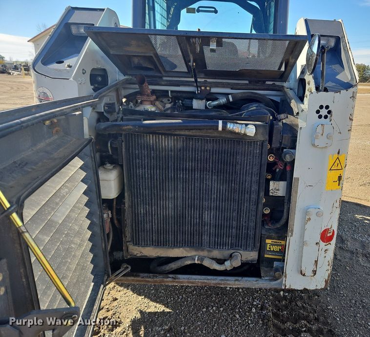 image for item NZ9152 2019 Takeuchi TL8 tracked skid steer loader